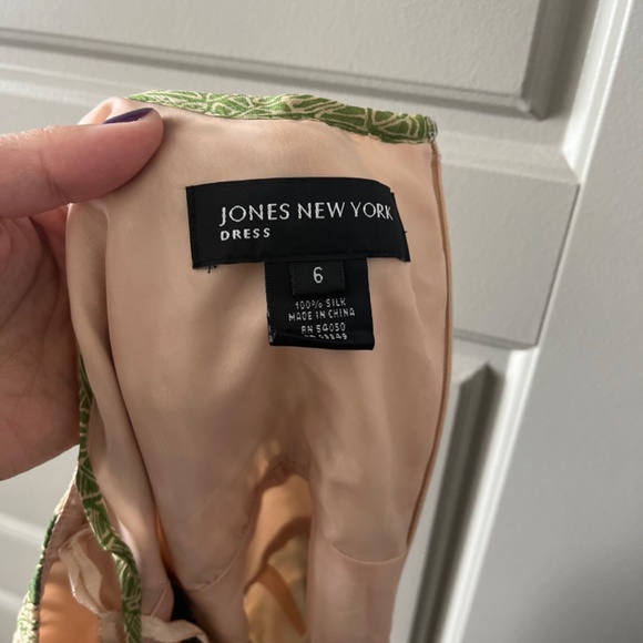Jones New York Silk Green Pattern Dress - Picture 8 of 8